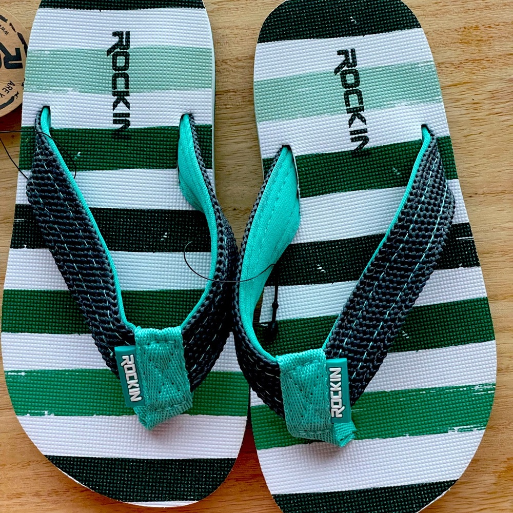 NWT flip flops
